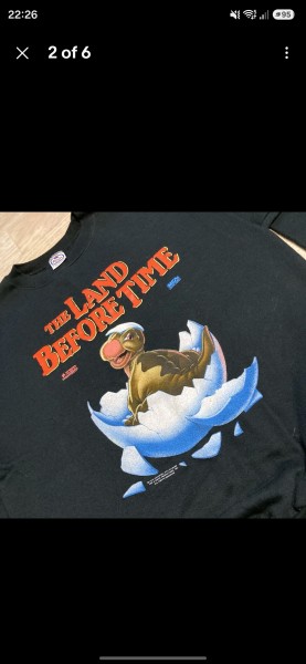 LC 1988 The land before time sweatshirt