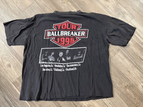 Need appraisal 90’s tees