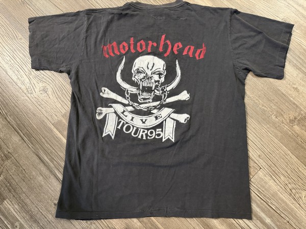 Need appraisal 90’s tees