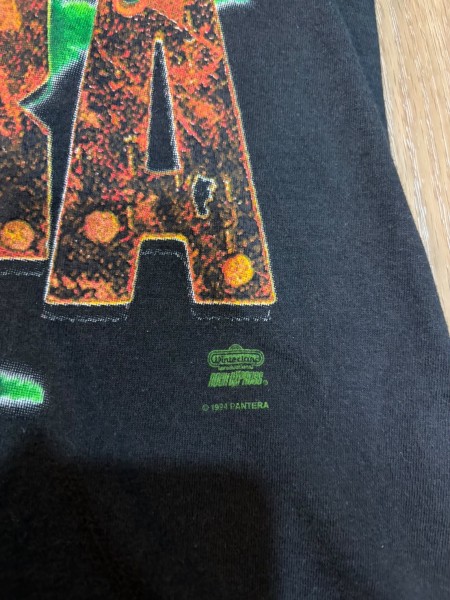 Legit Check: 1994 Pantera Far Beyond Driven World Tour Tee / Hanes Ultraweight