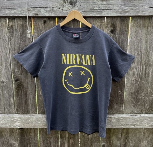Vintage Nirvana Smiley Shirt