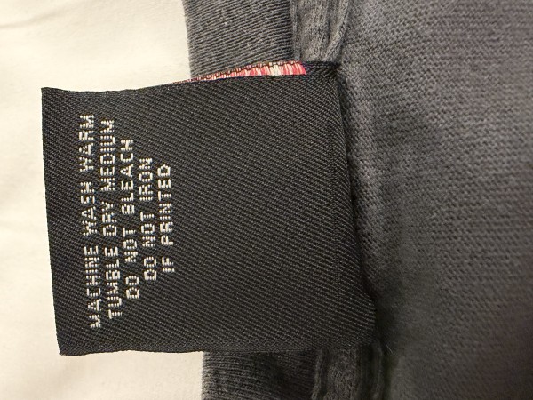 Please help to legit check this Radiohead Pablo honey vintage shirt
