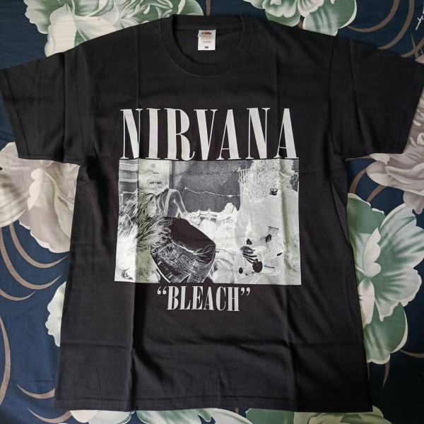 Legit Check: 00s Nirvana Vestibule & Bleach Tees