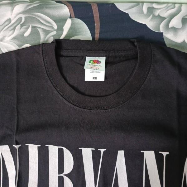 Legit Check: 00s Nirvana Vestibule & Bleach Tees