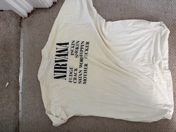 Mid 90s bad shirts uk ( nirvana, pwei and offspring)
