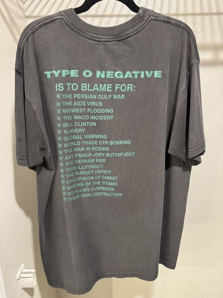 Type O - Bloody Kisses Blue Grape
