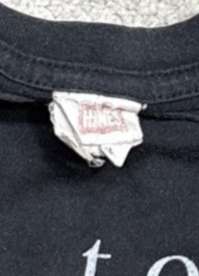 Biggie Hanes red tag authentic?