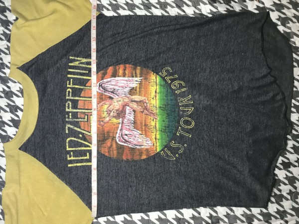Authentication Help - Loui’s Tag: Factory Missed Stitch or Tag Swap? Tag is Intact/Uncut - Led Zeppelin 1975 Bootleg