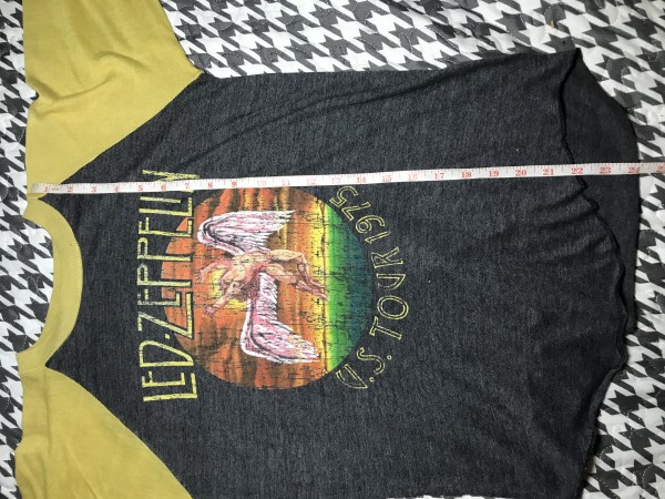 Authentication Help - Loui’s Tag: Factory Missed Stitch or Tag Swap? Tag is Intact/Uncut - Led Zeppelin 1975 Bootleg