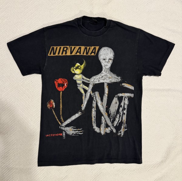 Nirvana Incesticide ‘93 Giant Heavyweight, made in USA. Legit check please.