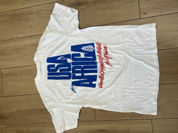 Vintage ‘We are the world ’ T-Shirt