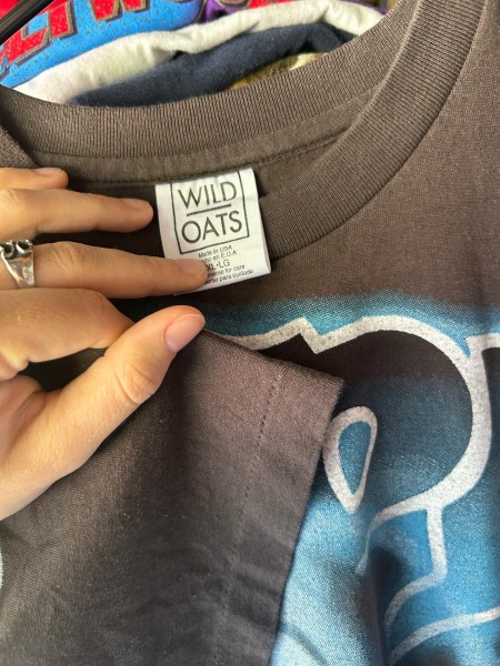 fake wild oats t-shirt tag