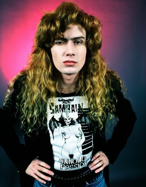 Mustaine in Samhain tee