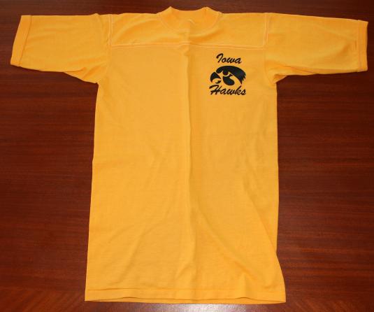 University of Iowa Hawkeyes vintage t-shirt tall S/XS