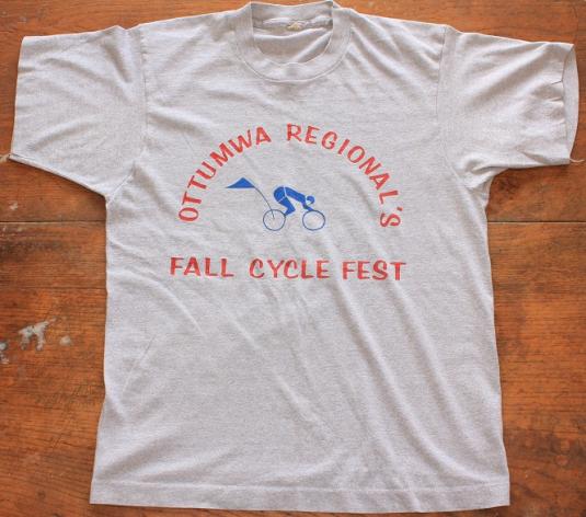 Ottumwa Iowa Bicycling vintage t-shirt M/S