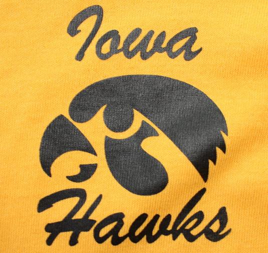 University of Iowa Hawkeyes vintage t-shirt tall S/XS