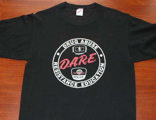 DARE Drug Enforcement Newton Iowa vintage black t-shirt L/M