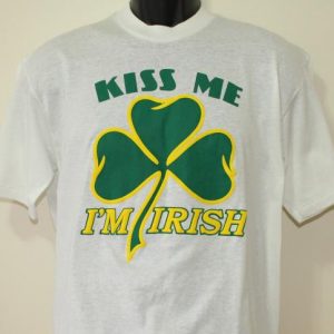 Kiss Me I'm Irish vintage t-shirt Large