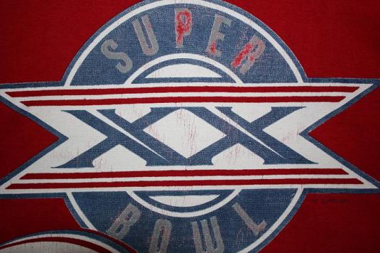 Vintage 80’s New England Patriots Superbowl JerseyT-Shirt