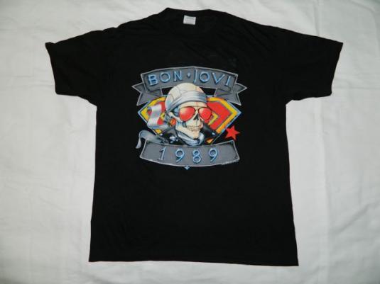 Vintage BON JOVI 1988 TOUR T-Shirt jon concert