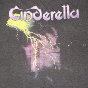 vintage CINDERELLA THRASHED 1986 NIGHT SONGS T-Shirt 80s