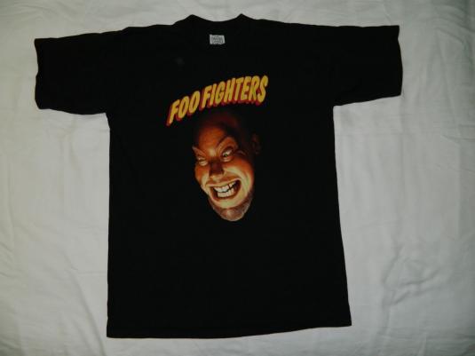 Vintage FOO FIGHTERS 1995 TOUR T-Shirt 90S DAVE GROHL