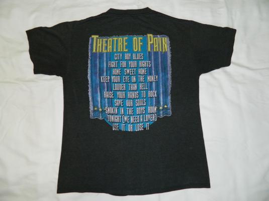Vintage MOTLEY CRUE THEATRE OF PAIN 1985 TOUR T-Shirt 80s