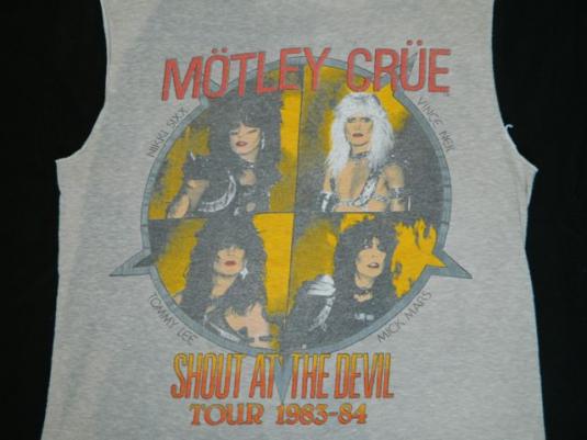 モトリクルー　ヴィンテージ　Tシャツ　1983-84 シャウトアットザデビル Motley Crue Vintage Look Shout at the Devil 83 World Tour T-Shirt