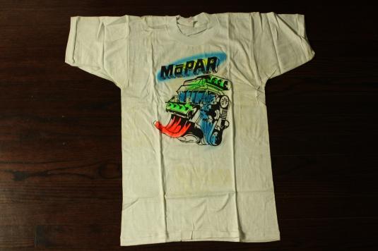 Vintage 50s Mopar Engine Ed Roth Airbrush Hot Rod T Shirt