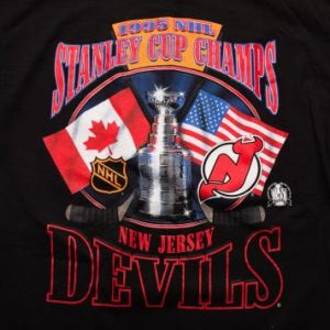 Vintage New Jersey Devils '95 NHL Stanley Cup Champs T-Shirt