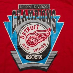Vintage 80s Detroit Red Wings T-Shirt Norris Division Champs