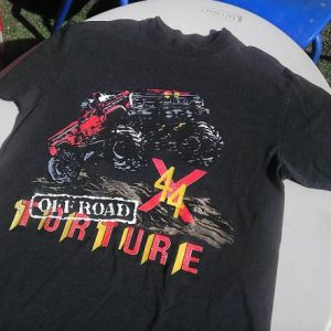 4x4 OFF ROAD TORTURE! 80s vintage t-shirt