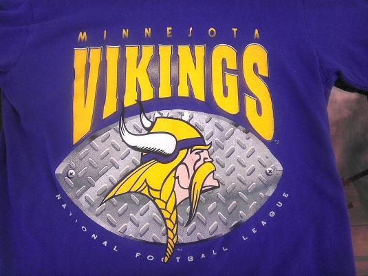 Vintage 1994 Minnesota Vikings Football NFL t-shirt | Defunkd