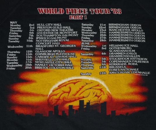 VINTAGE IRON MAIDEN 1983 WORLD PIECE TOUR SWEATER T-SHIRT *