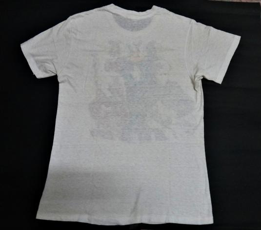 RARE 1980 Vintage STRAY CATS paper thin t-shirt
