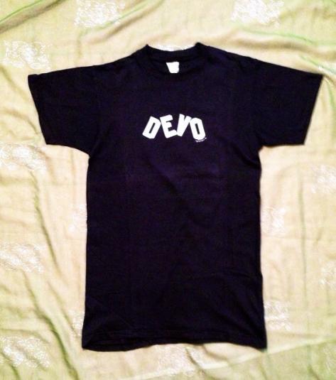 Vintage 80s DEVO Oh No It’s Devo New Wave Black T Shirt Sz M