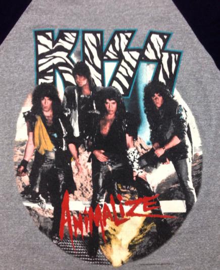 part a was tee This job. KISS a accept always I'll ヴィンテージ ラグランTシャツ TOUR ANIMALIZE KISS 84s of the Off the トップス