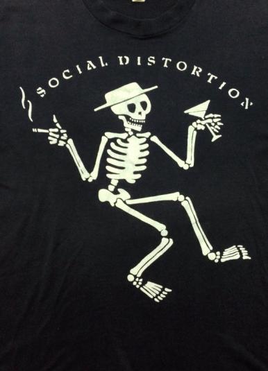 Vintage 80s SOCIAL DISTORTION Skelly Punk Rock 50/50 T Shirt