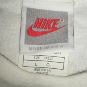 Nike Challenge Court 90s shirt