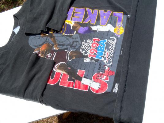 Vintage 1991 Black NBA Finals Bulls Lakers Cotton T-Shirt L