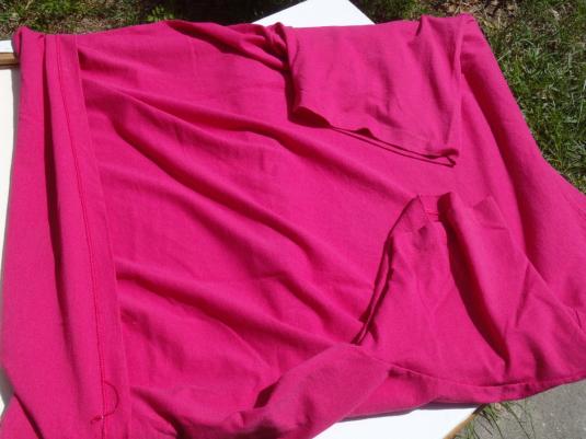 Vintage 1990s Saudi Arabia Pink Souvenir T-Shirt XL