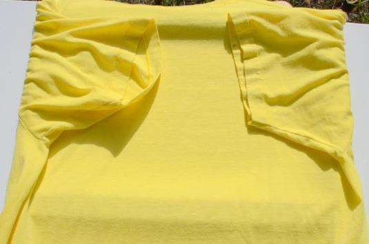 Vintage 1990s Harrington School Snoopy Yellow T-Shirt XL