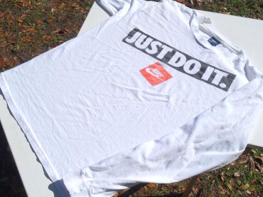 Vintage 1980s White Long Sleeved Cotton T Shirt L by Nike