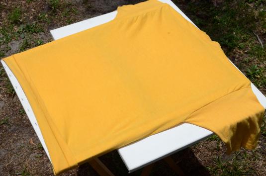 Vintage 1970s Na-No Na-No God Loves You Yellow T Shirt M