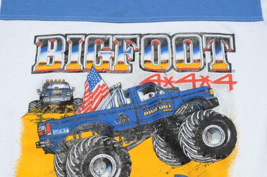 Vintage 1980s Bigfoot Monster Truck Blue on White T-Shirt L