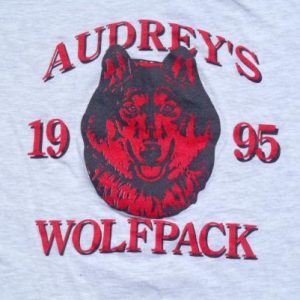Vintage 1990s Heather Gray Audrey's Wolf Pack T Shirt M