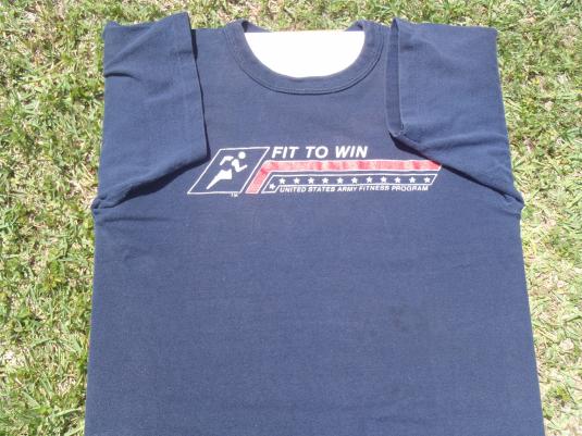 Vintage 1980s Fit to Win US Army Fitness T-Shirt M
