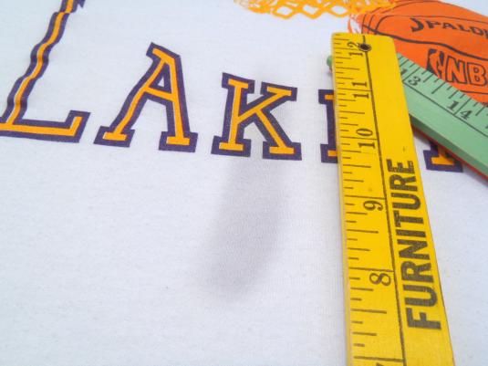 Vintage 1990s White Los Angeles Lakers NBA T-Shirt M/L