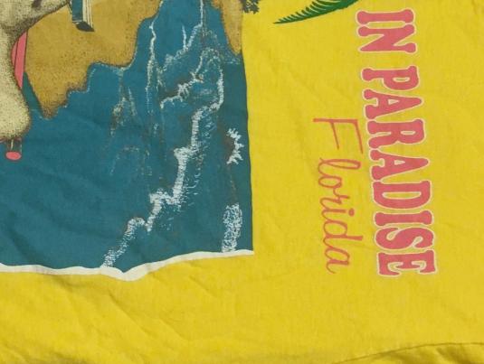 Vintage 1980s Manatee Florida Yellow Souvenir T-Shirt L