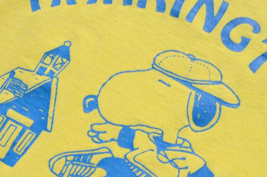 Vintage 1990s Harrington School Snoopy Yellow T-Shirt XL